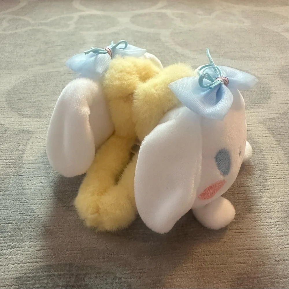 Cinnamoroll plush hair clip
